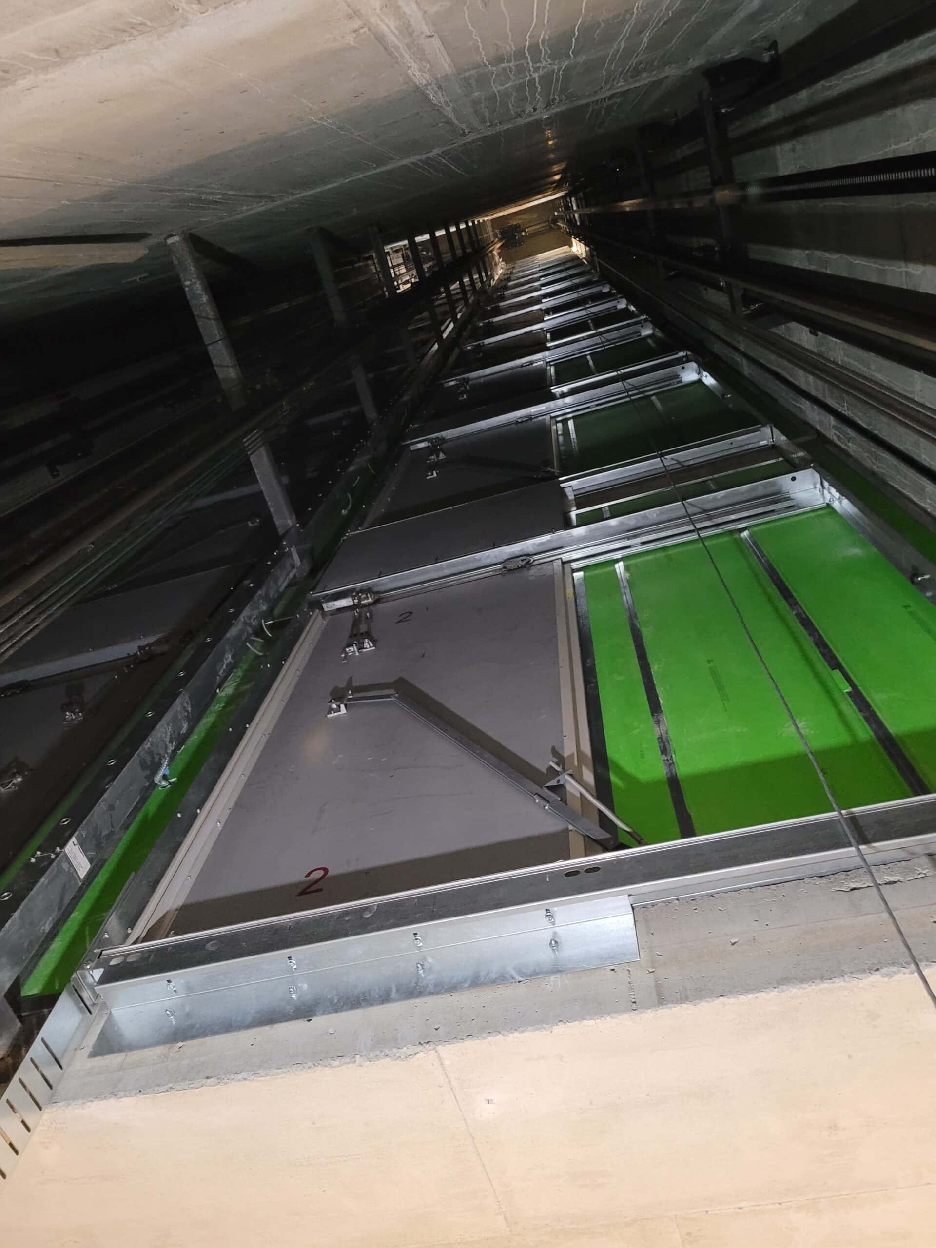 Ascenseur hydraulique Brossard